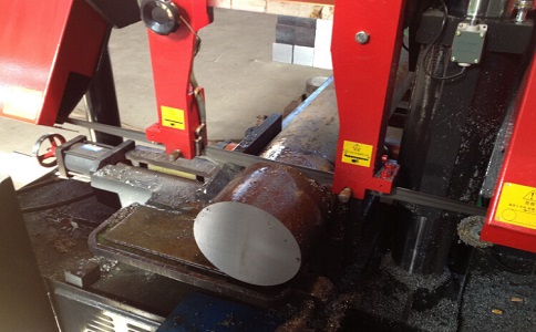 汨罗卧式带锯床加工时出现明显振荡如何排查？